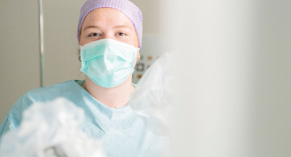 OP-Pflegekraft im OP – PAN Klinik OP-Pflegekraft im Operationssaal der PAN Klinik