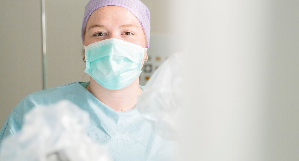 OP-Pflegekraft im OP – PAN Klinik OP-Pflegekraft im Operationssaal der PAN Klinik